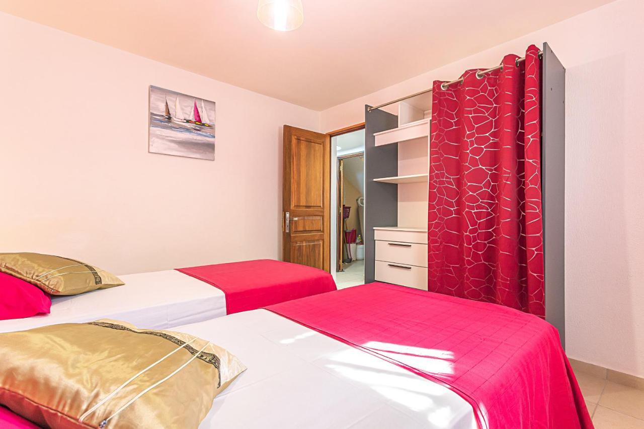 Chez Gerty Et Jocelyn Apartment Le Moule Luaran gambar