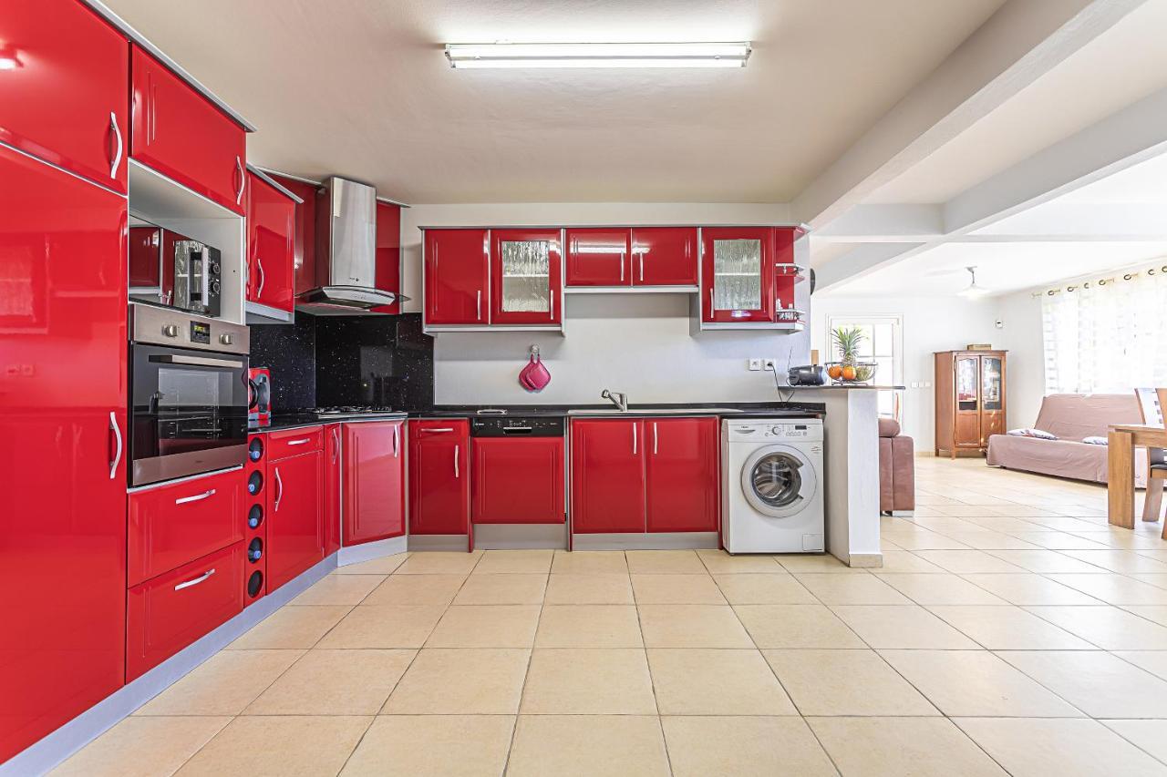 Chez Gerty Et Jocelyn Apartment Le Moule Luaran gambar