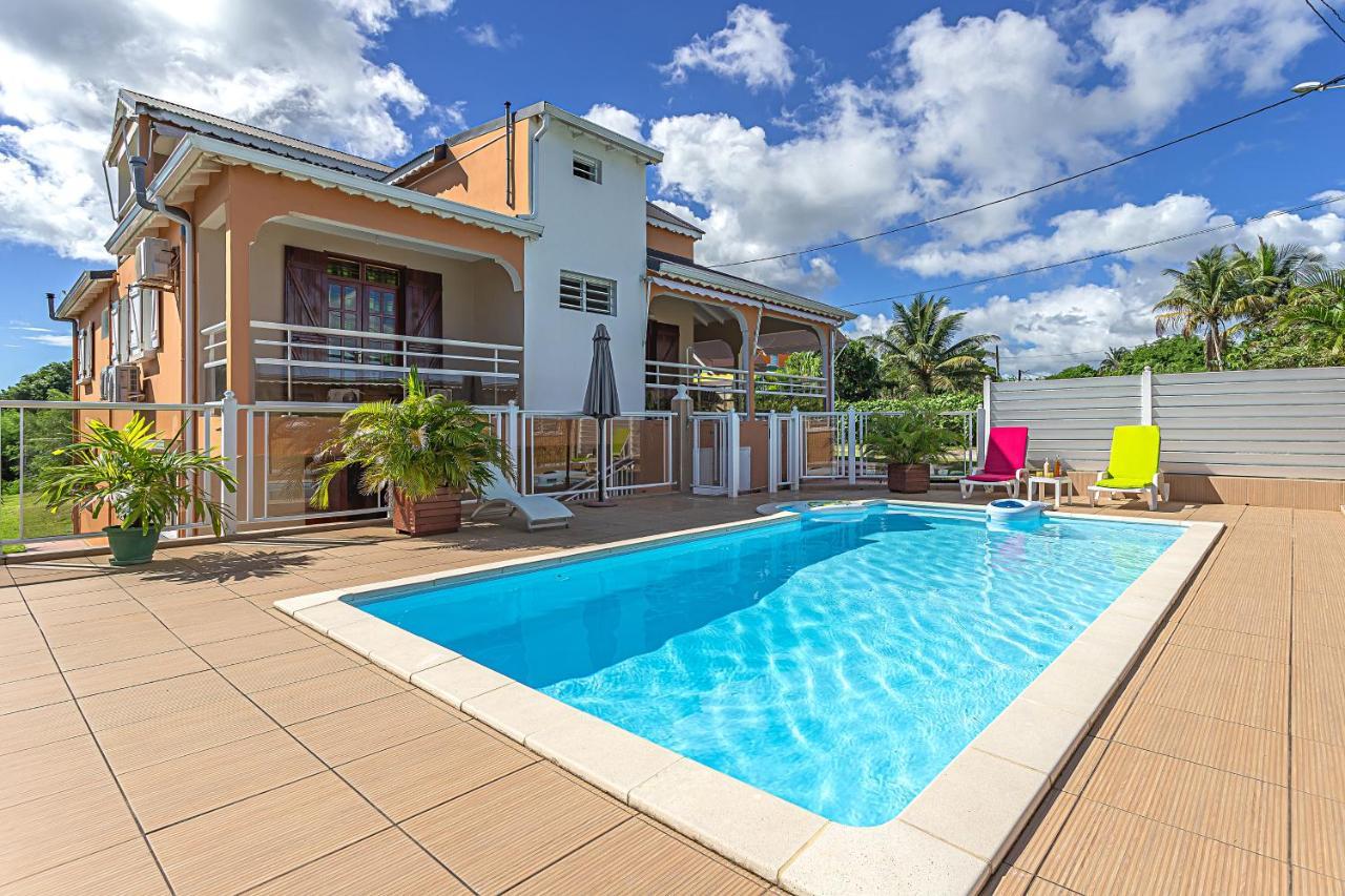 Chez Gerty Et Jocelyn Apartment Le Moule Luaran gambar