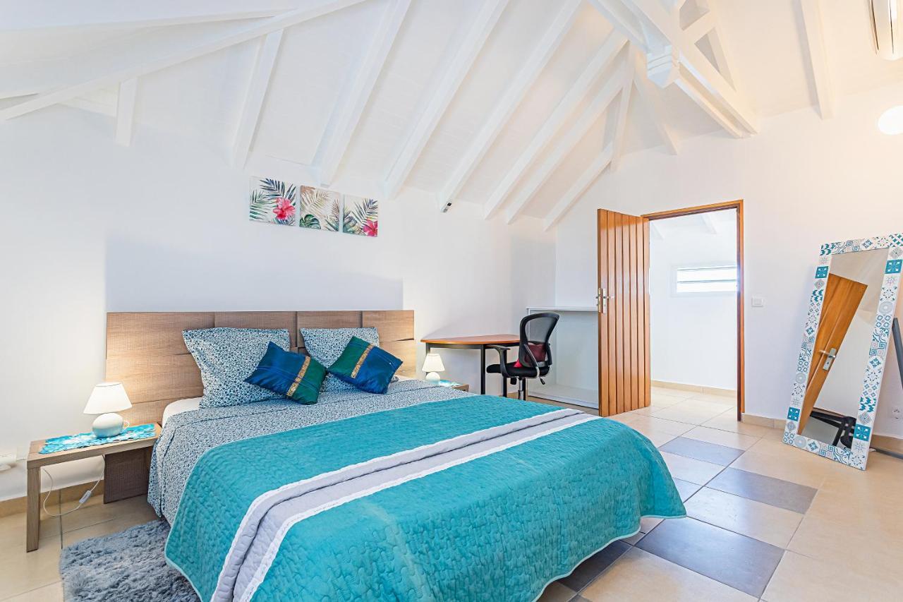 Chez Gerty Et Jocelyn Apartment Le Moule Luaran gambar
