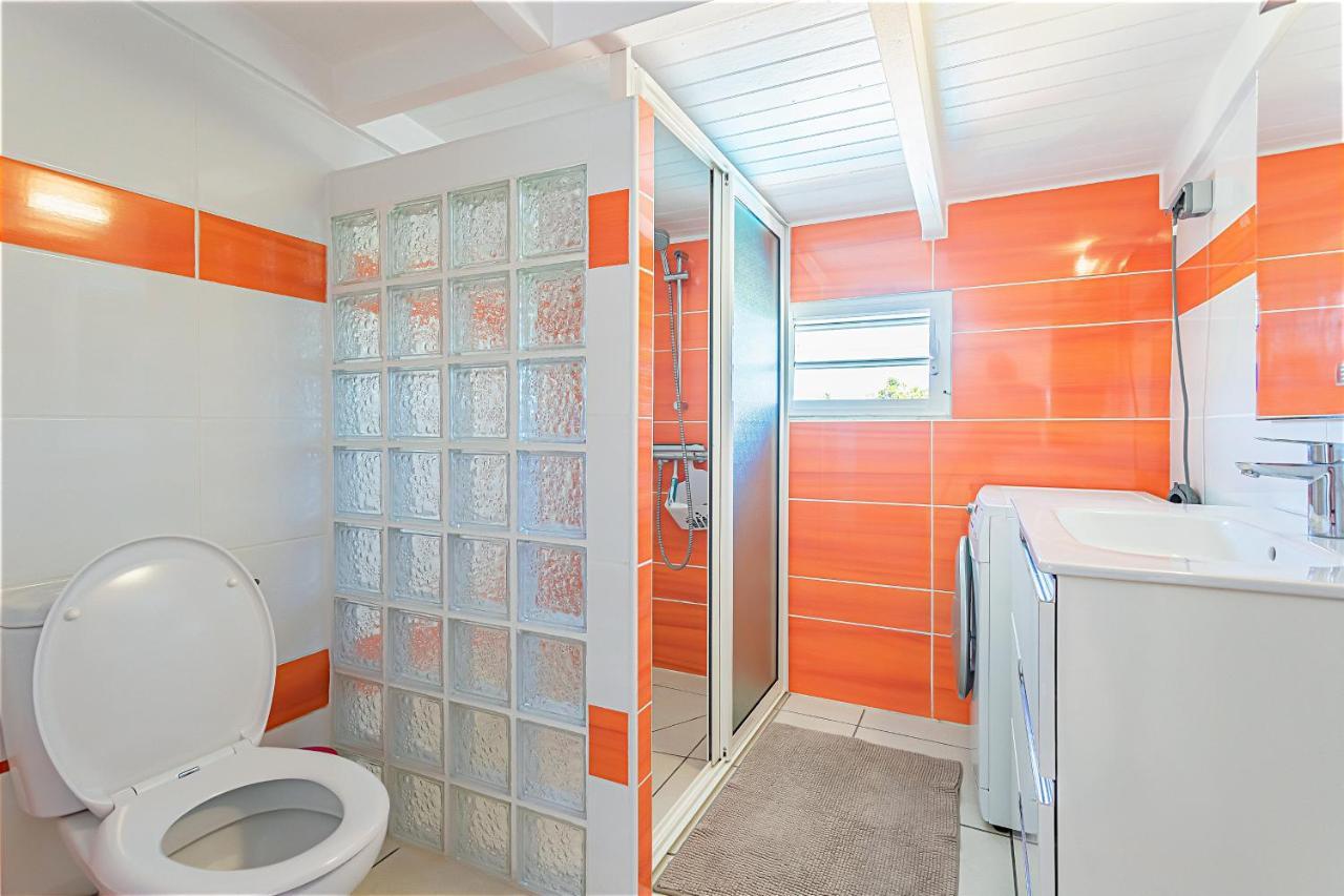 Chez Gerty Et Jocelyn Apartment Le Moule Luaran gambar
