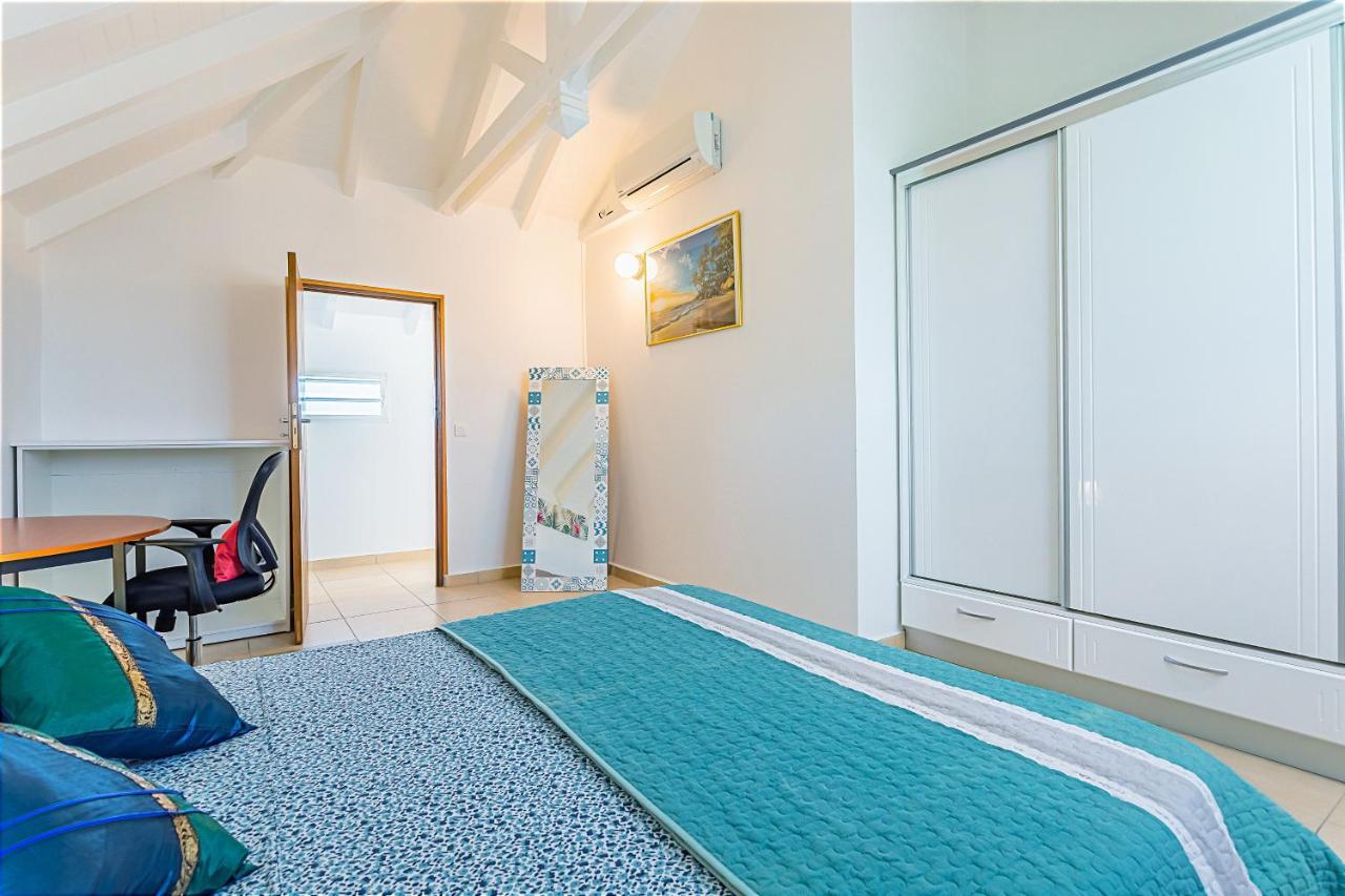 Chez Gerty Et Jocelyn Apartment Le Moule Luaran gambar